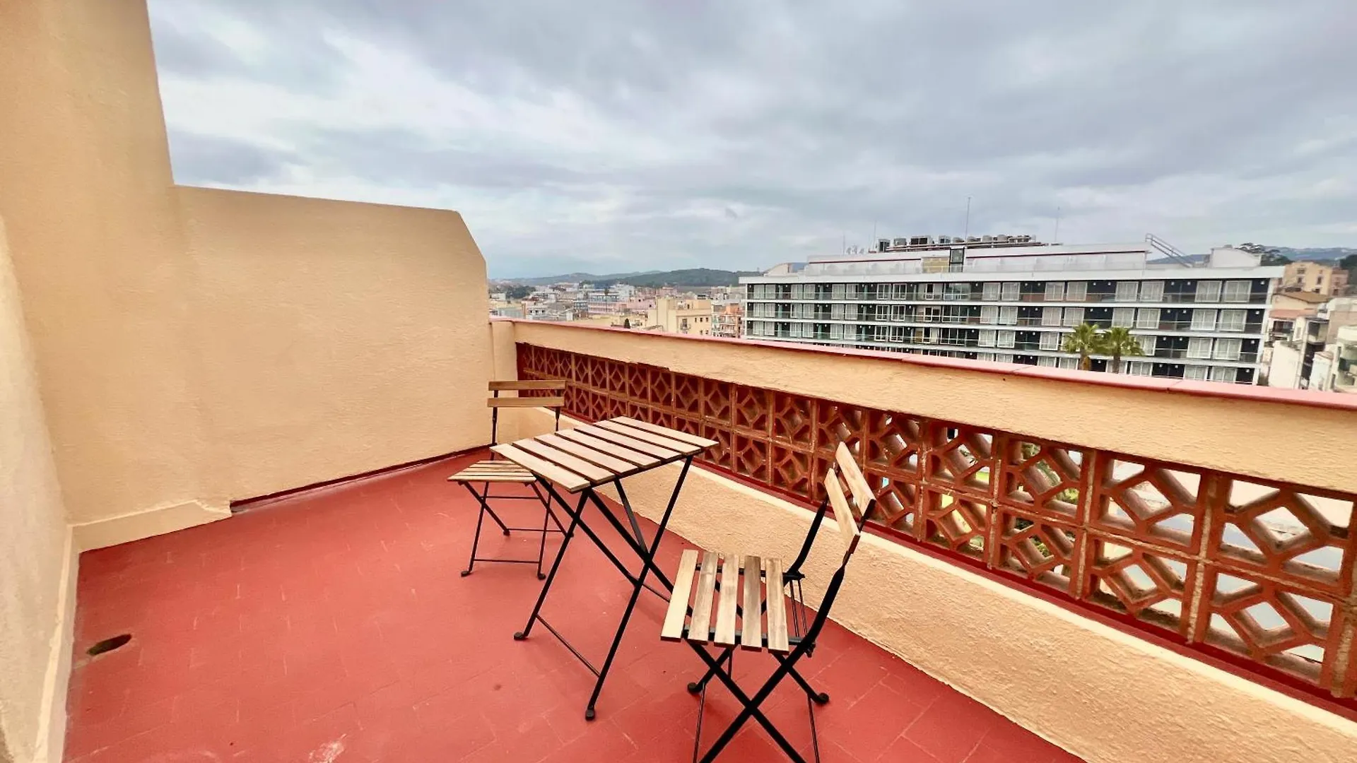 Hotel Lm Lloret de Mar 0*,  Spain